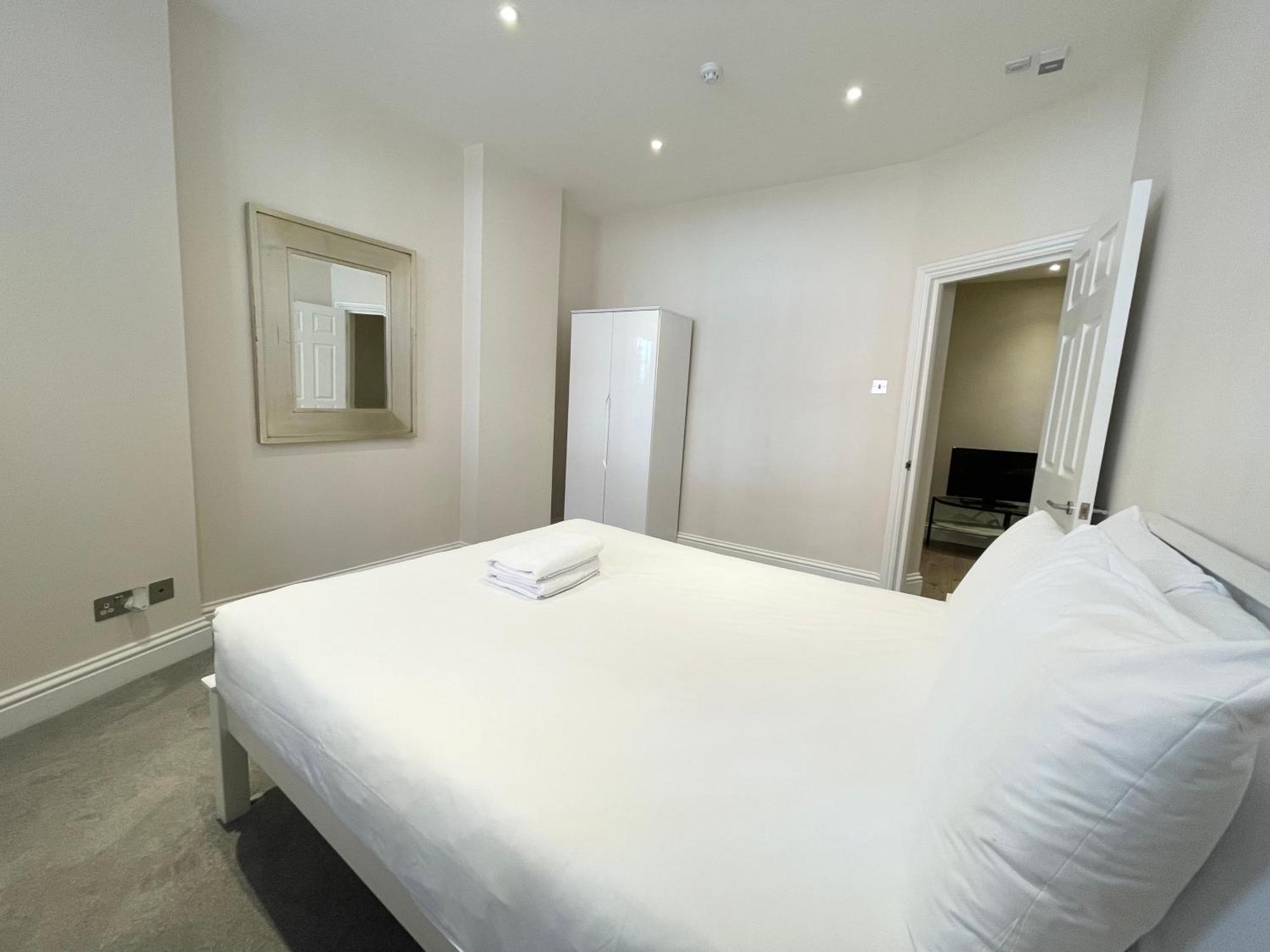 Stylish Apartments In Victoria & Westminster Лондон Екстер'єр фото