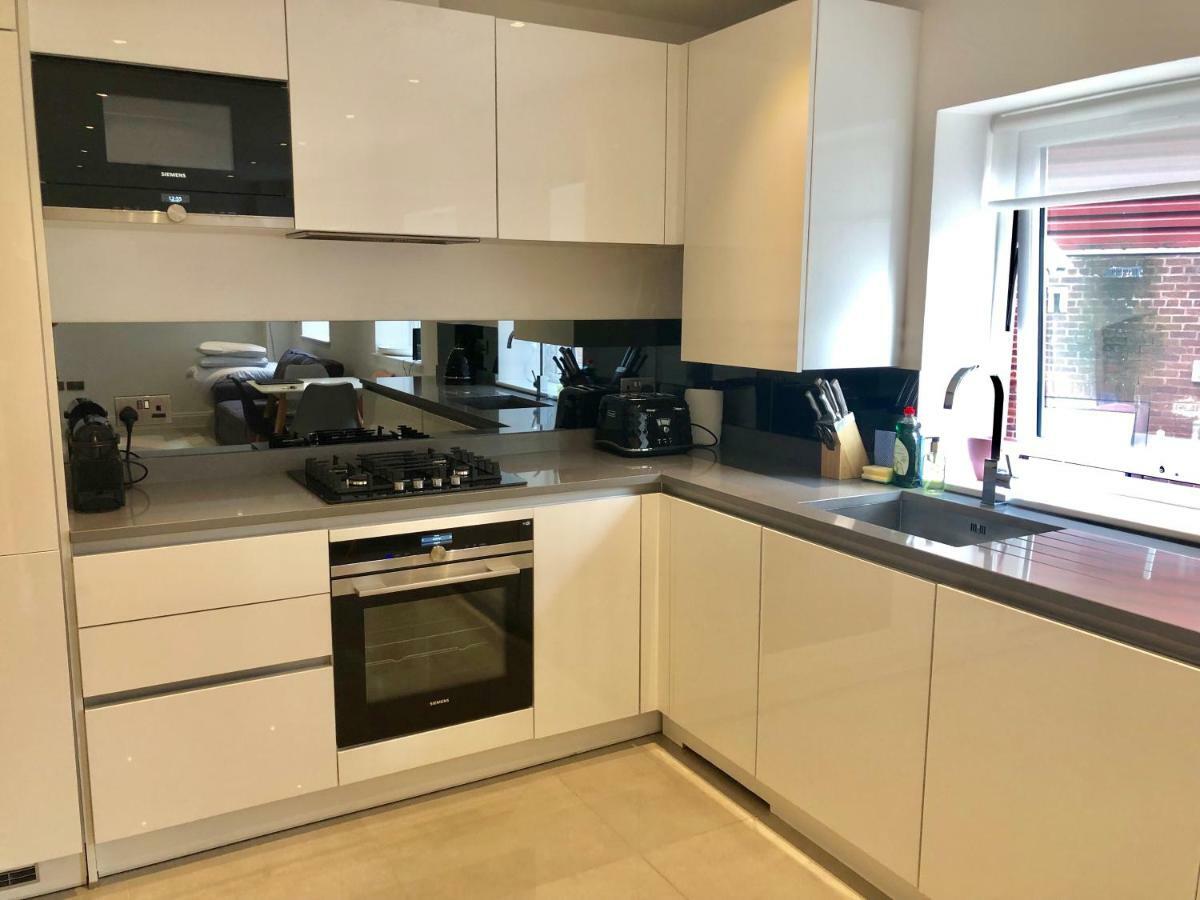 Stylish Apartments In Victoria & Westminster Лондон Екстер'єр фото